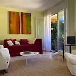 Daire Coloniola House *