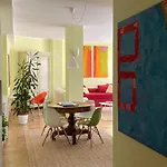 Daire Coloniola House *