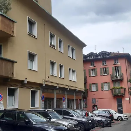 Апартаменты Coloniola House *