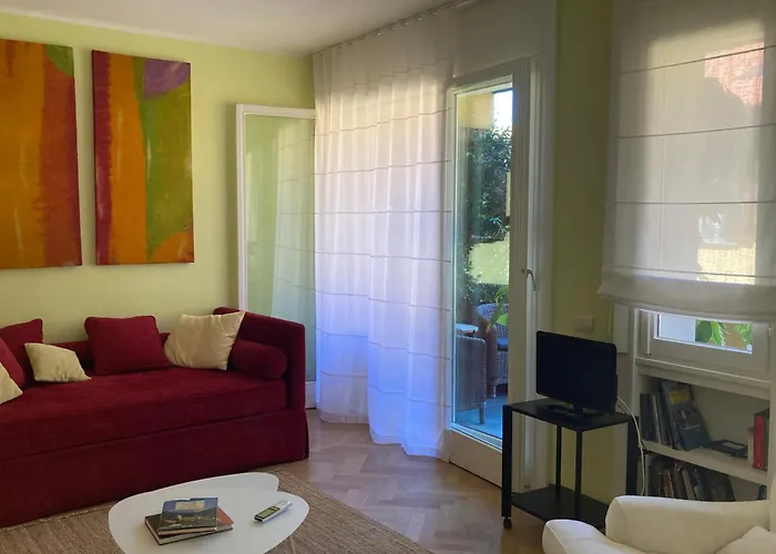 Coloniola House